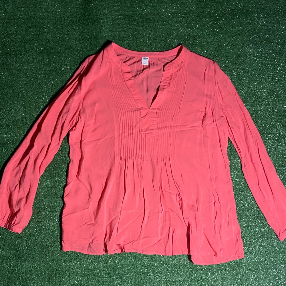 Old Navy women’s top